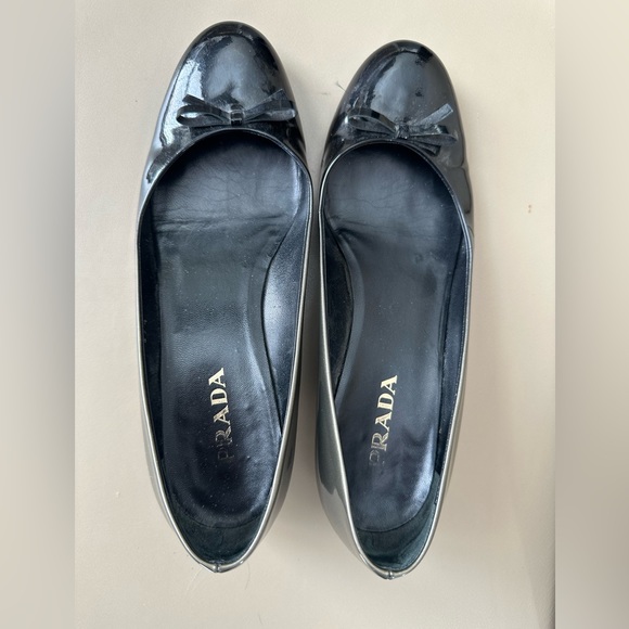 Prada Kitten Heels - size 37 1/2 - Picture 1 of 8